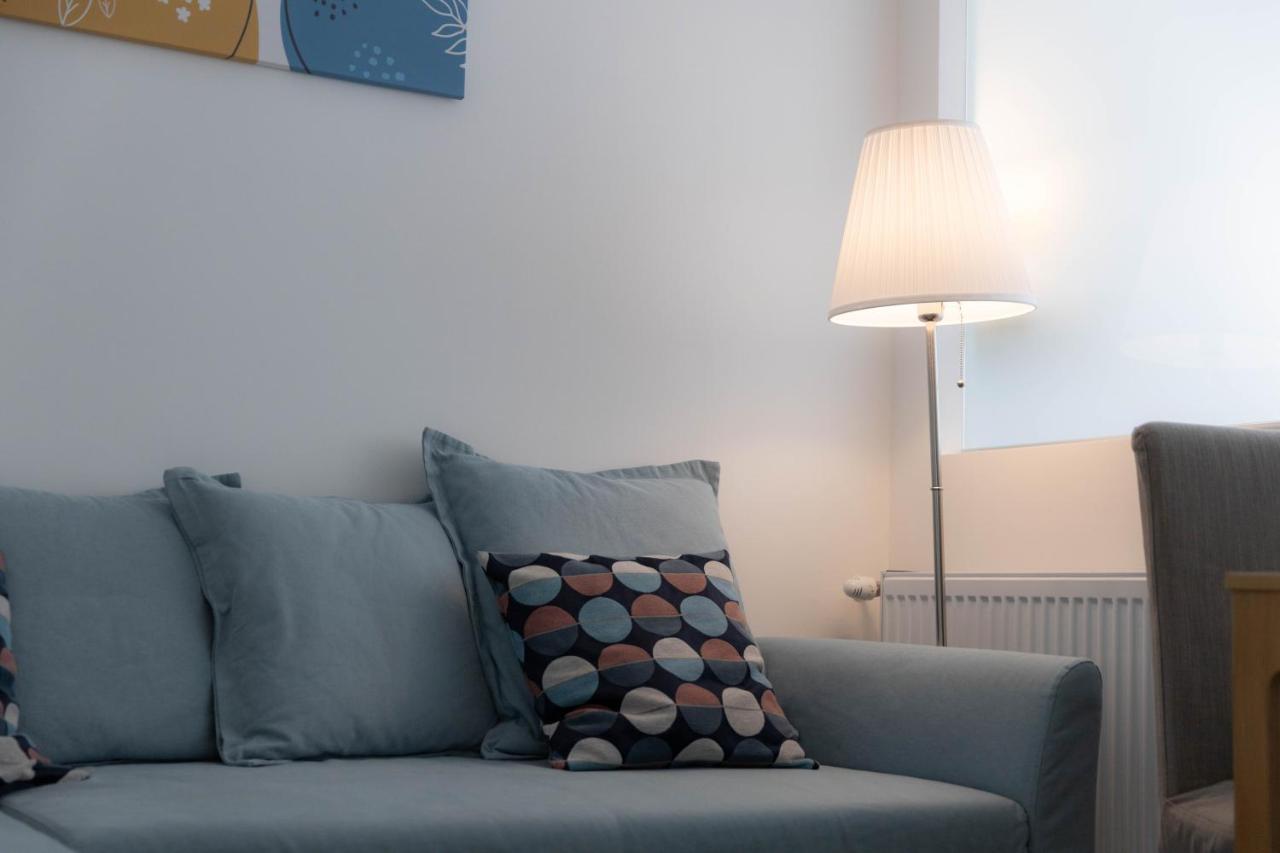 Roomstore Studio Apartments Eger Bagian luar foto