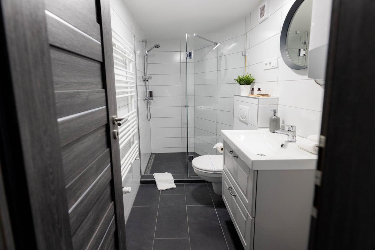 Roomstore Studio Apartments Eger Bagian luar foto