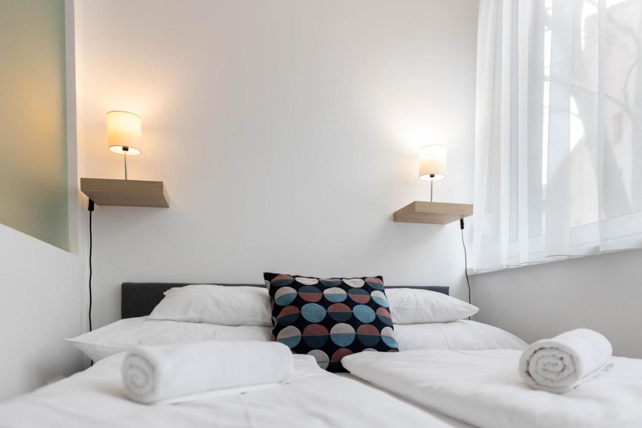 Roomstore Studio Apartments Eger Bagian luar foto
