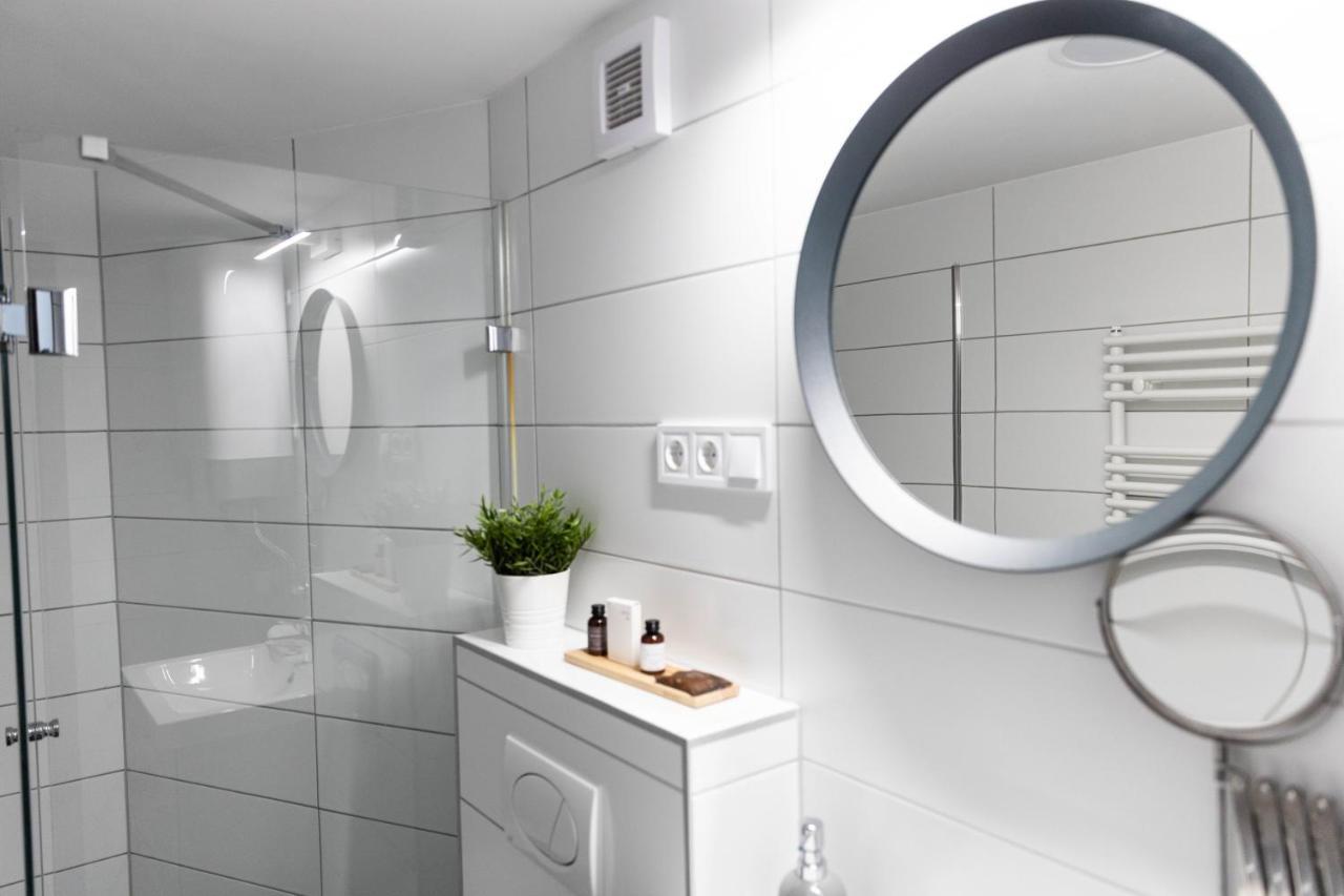 Roomstore Studio Apartments Eger Bagian luar foto