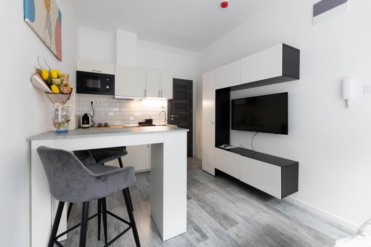 Roomstore Studio Apartments Eger Bagian luar foto